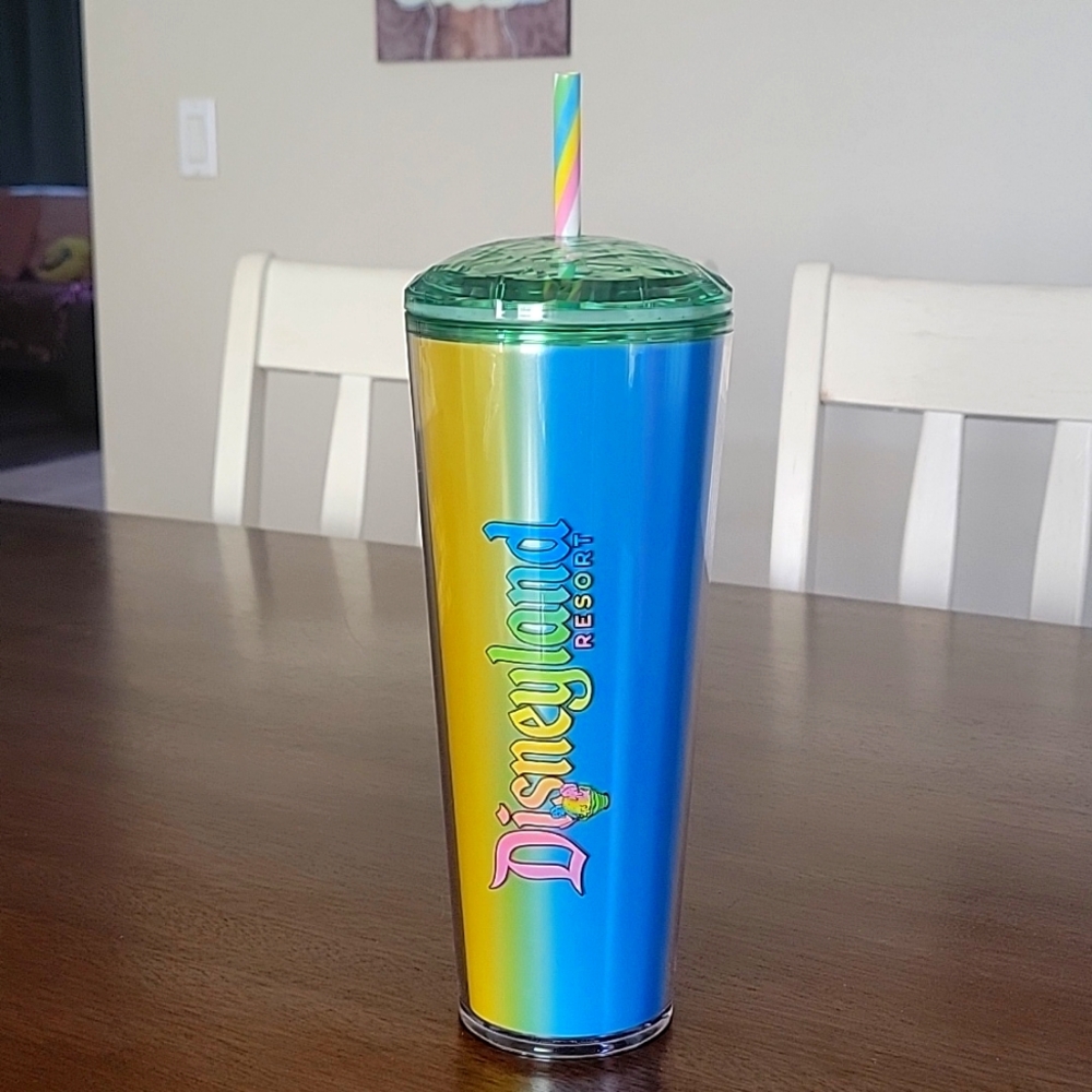 Disneyland Resort and Starbucks Tumbler 🥰